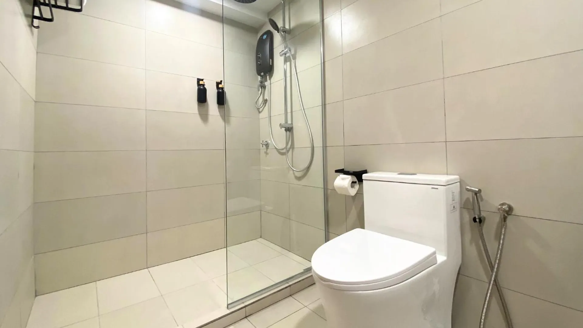 3Br12Pax Fahrenheit88 C8-9 - Opposite Pavilion Kl Bukit Bintang Trx Kuala Lumpur Apartment